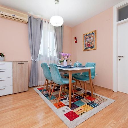 Apartment Deluxe Rovinj Exterior photo