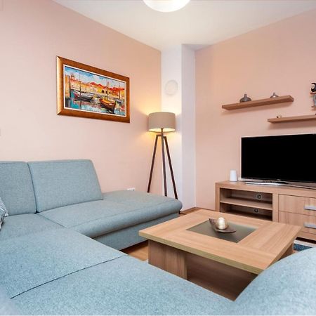 Apartment Deluxe Rovinj Exterior photo