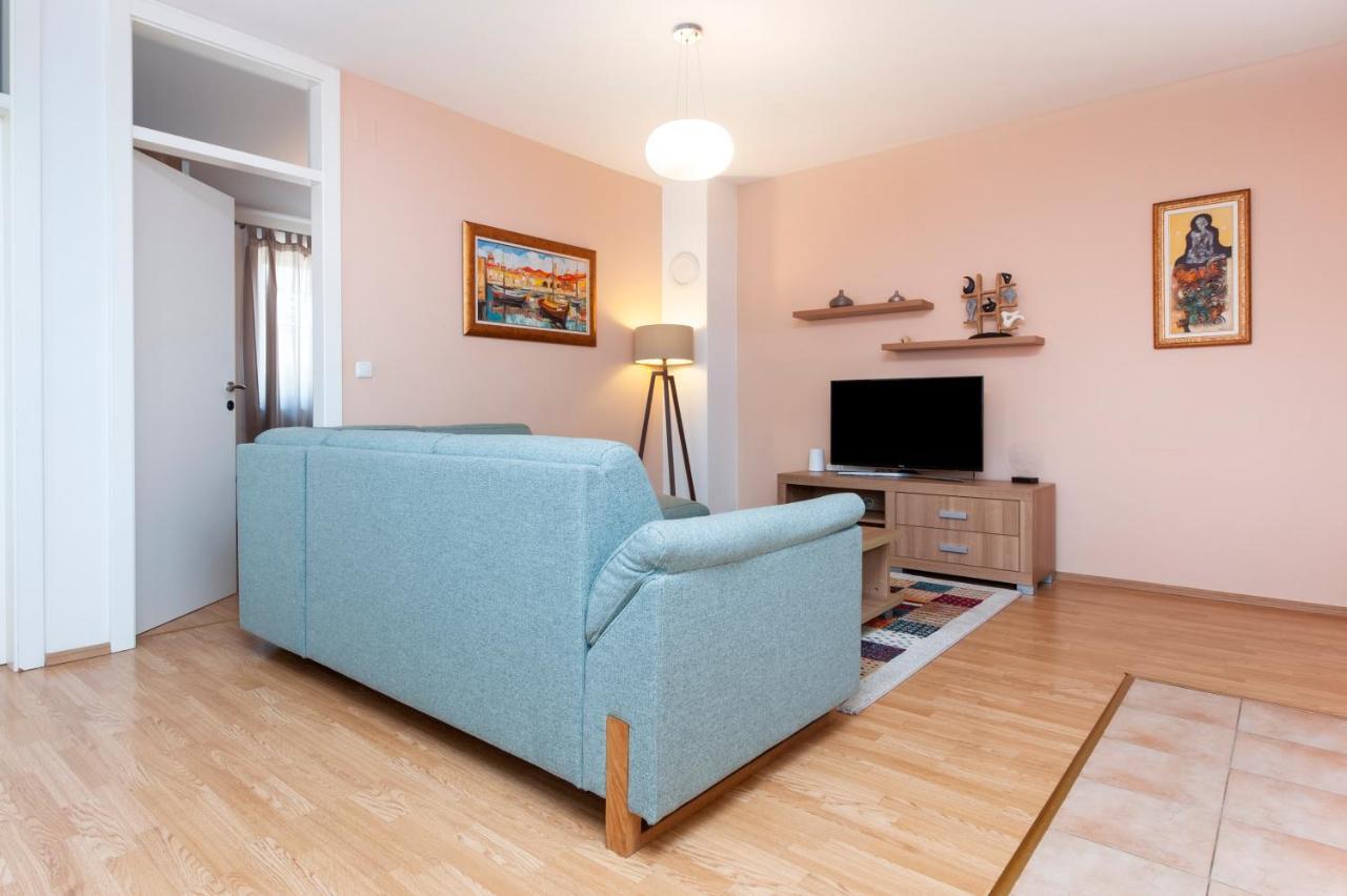 Apartment Deluxe Rovinj Exterior photo